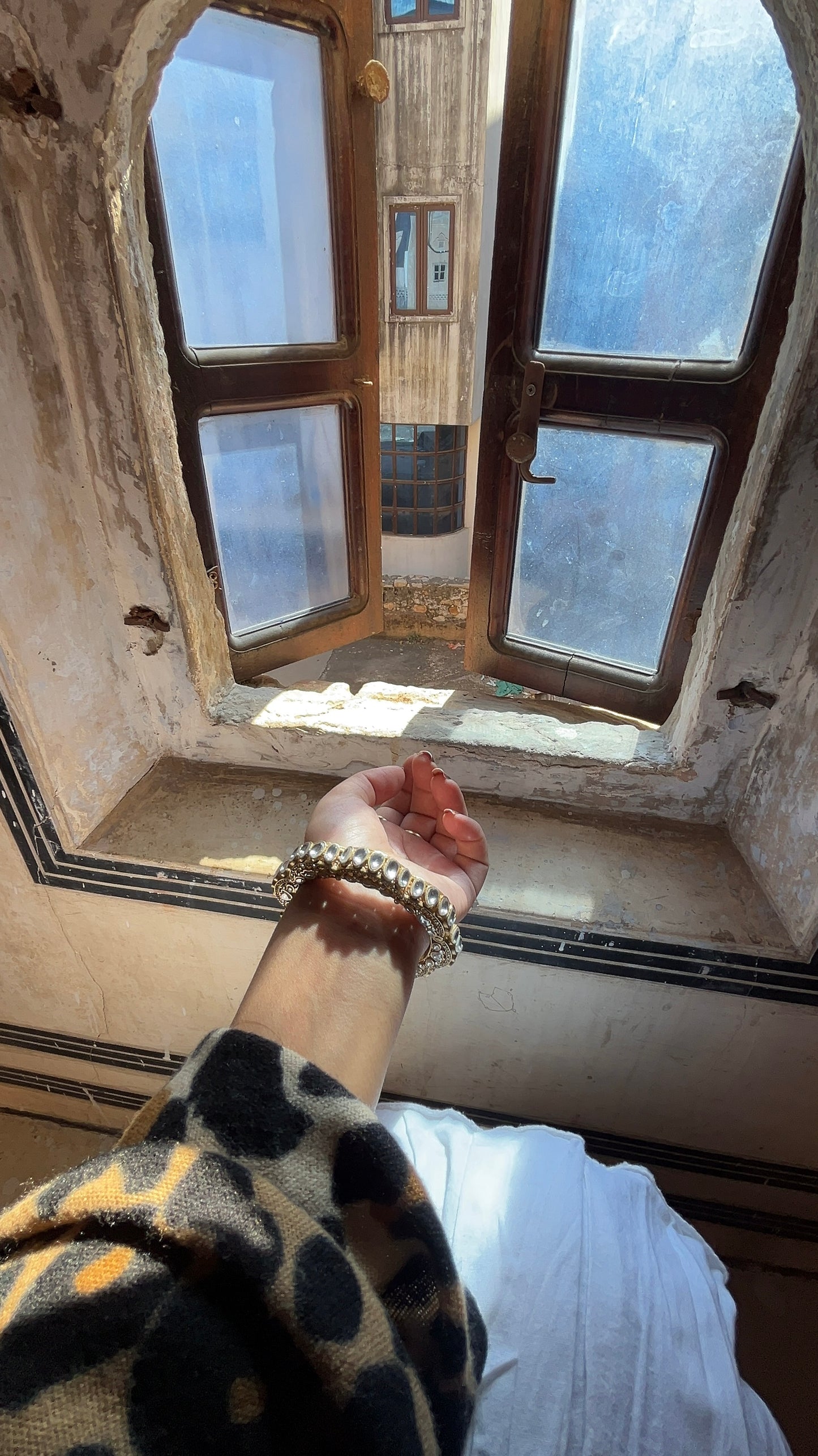 Rajwada Kundan Bangle