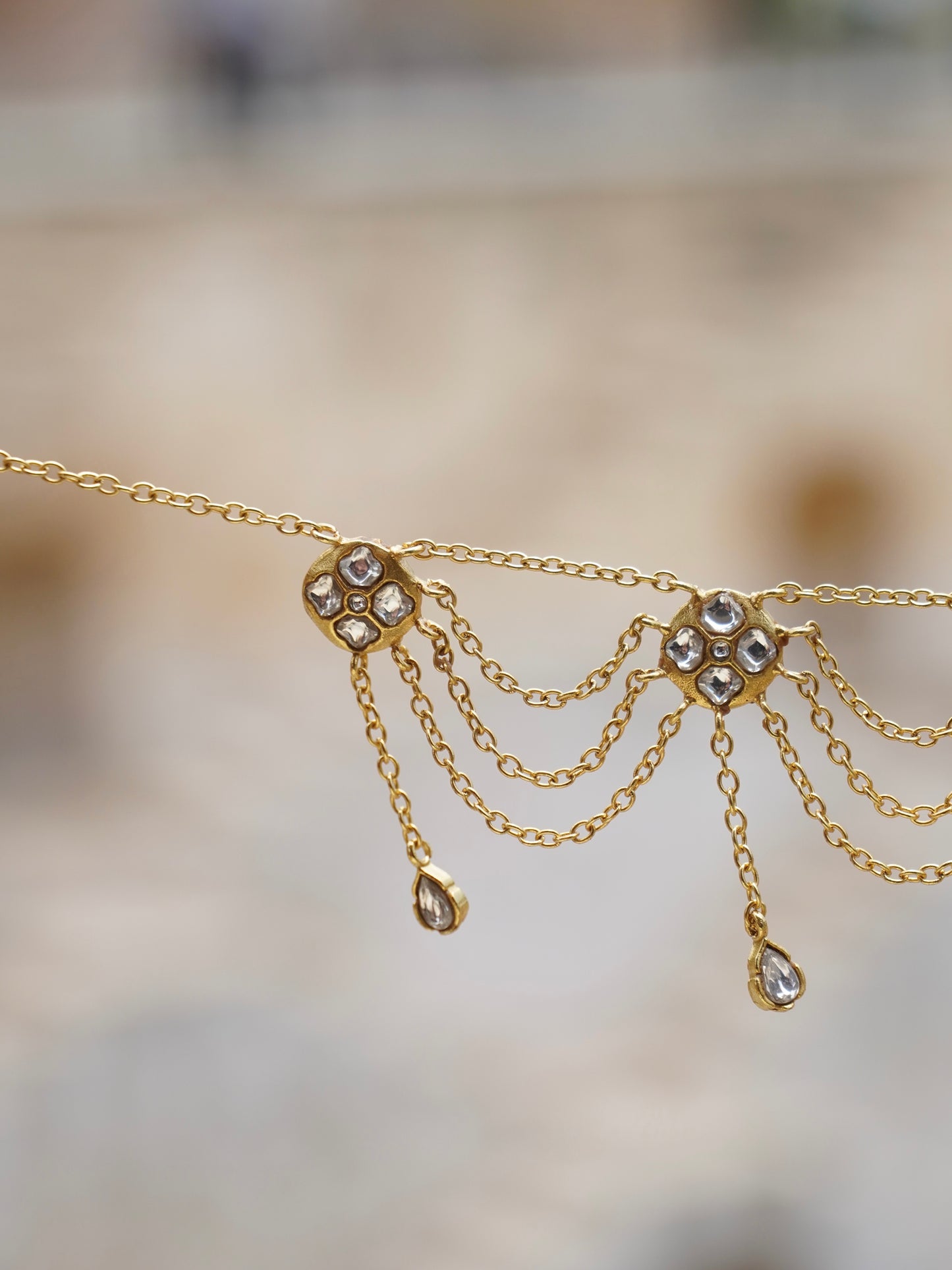 Noorveil Arm Chain