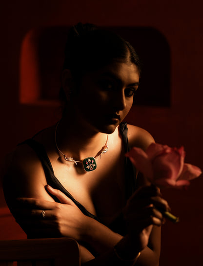 Shail Kundan Hasli Necklace Set