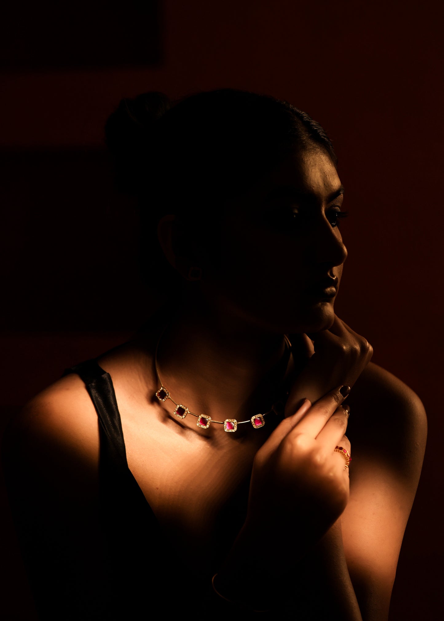 Classic Square Hasli Necklace Set