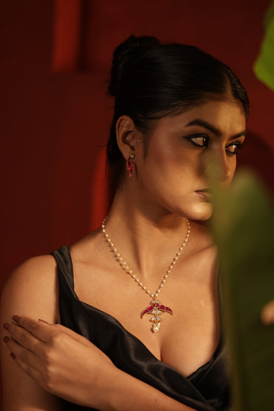 Peacock n Pearls Necklace Set