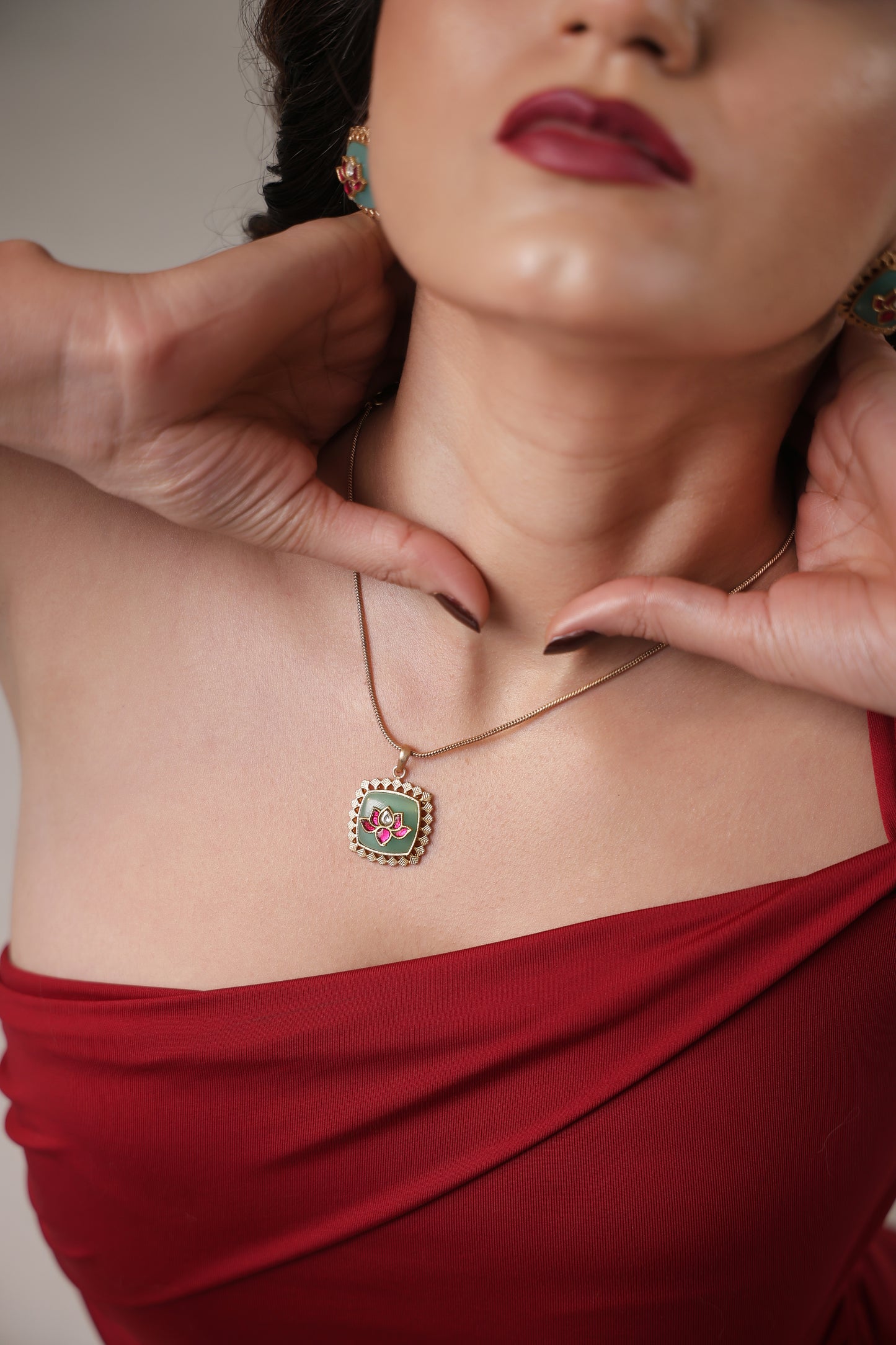 Mehfil Lotus Charm Set