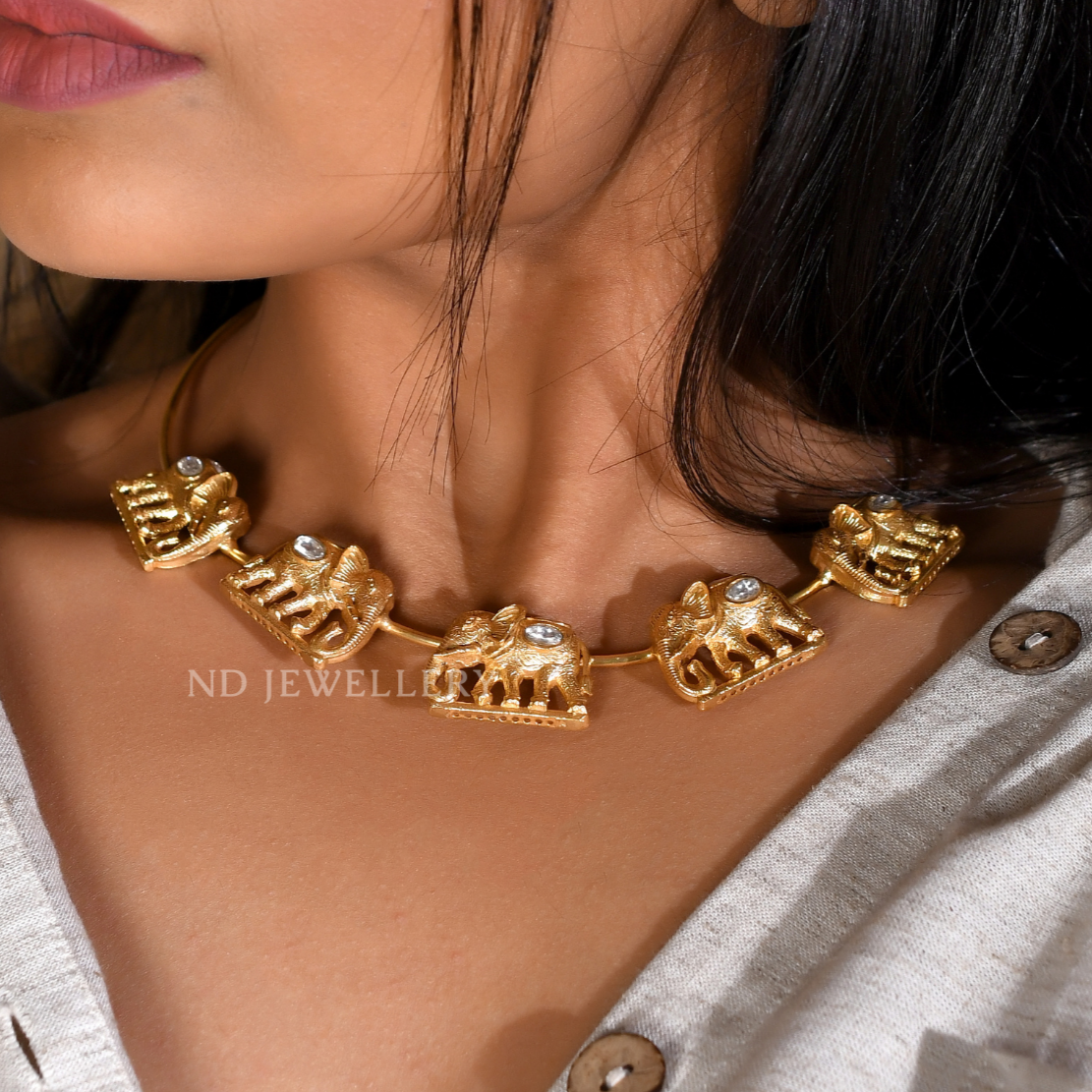 Golden Elephant Hasli Necklace Set