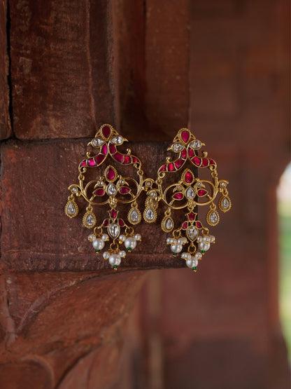 Resham Chandbali
