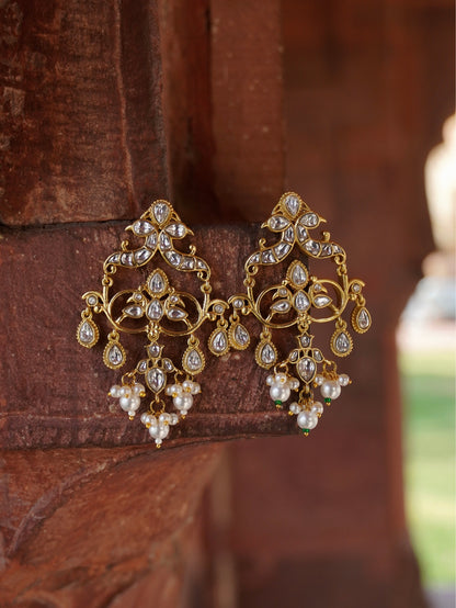 Resham Chandbali