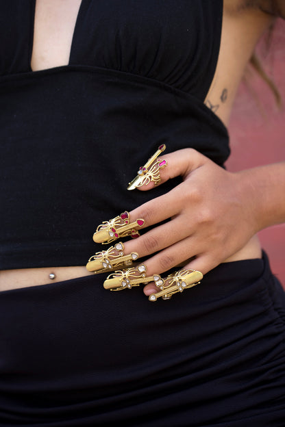 Valentina Fingernail