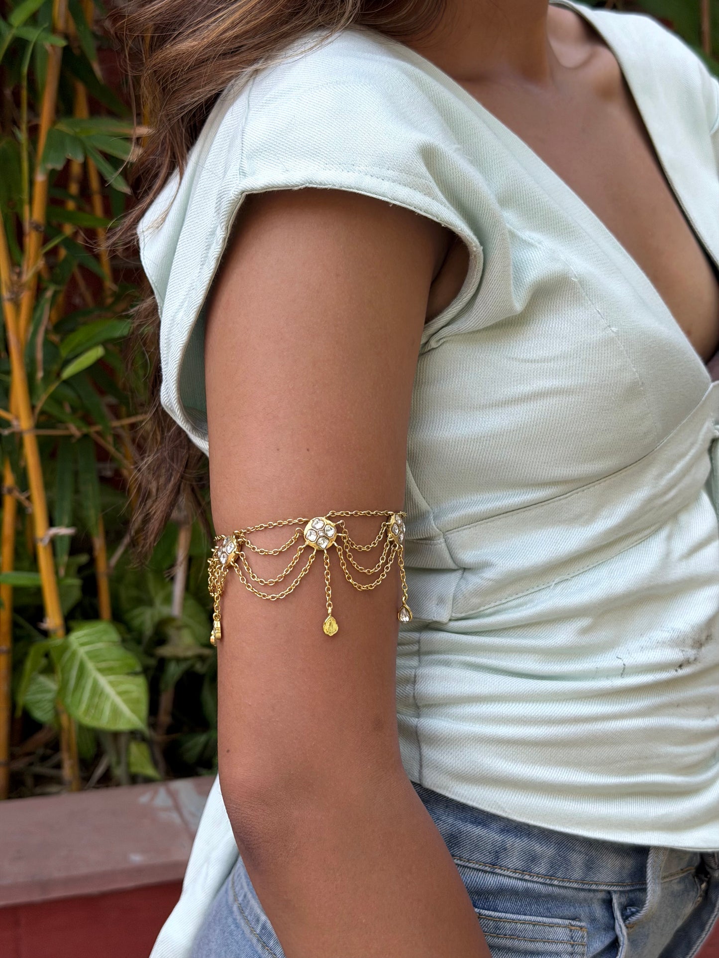 Noorveil Arm Chain