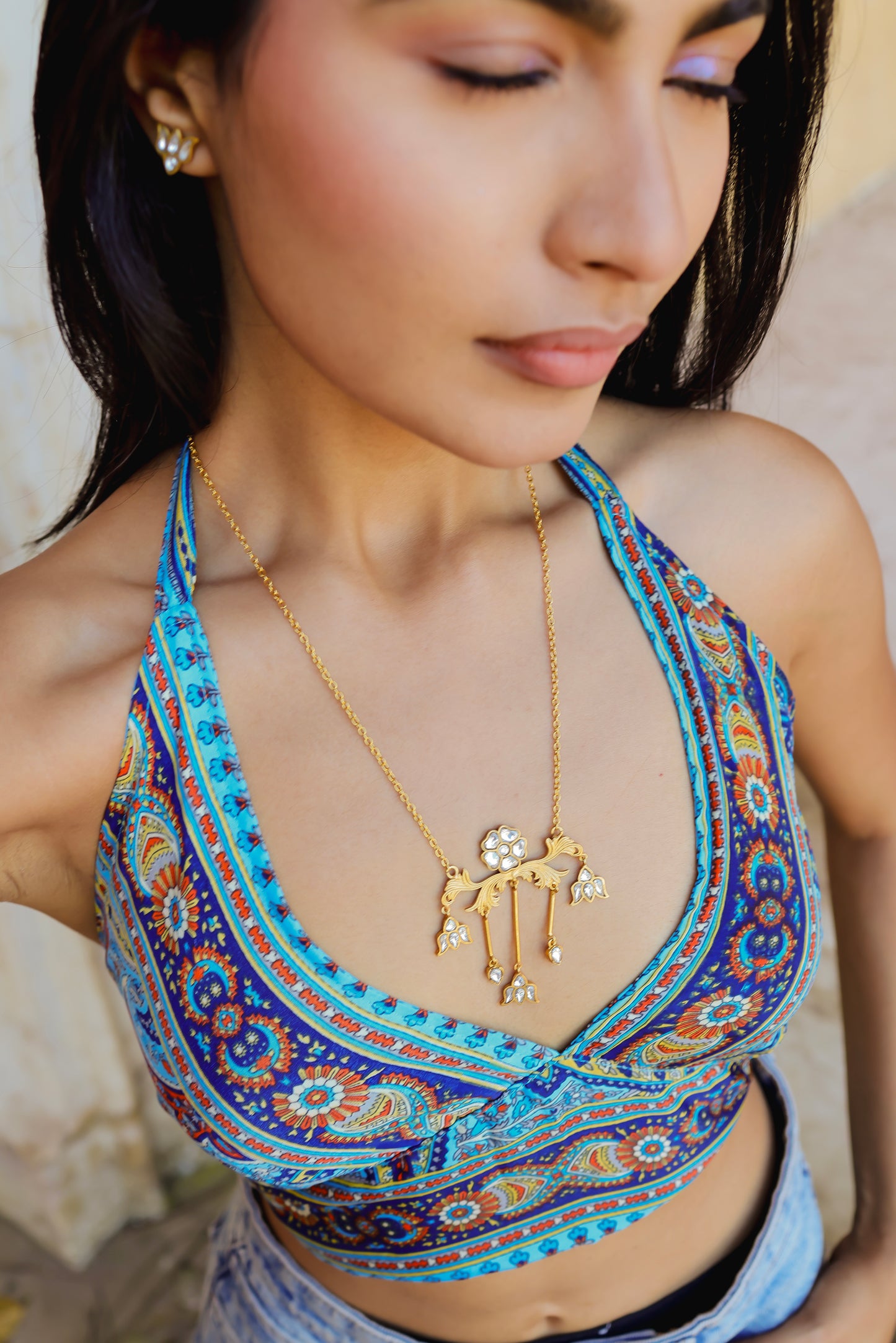 Inaaya Floral Necklace