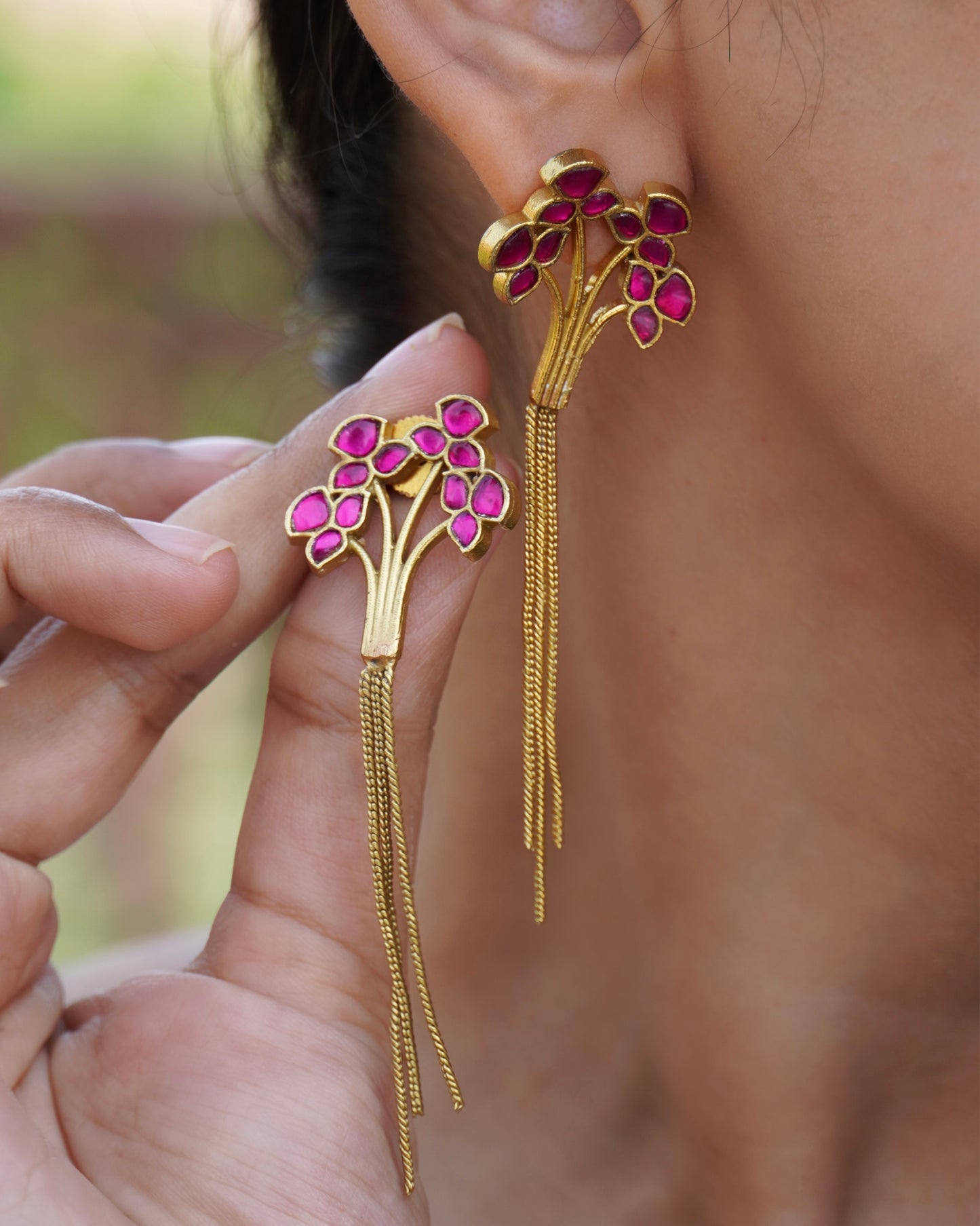 Aeryn Drop Earrings  ( 2 colors)