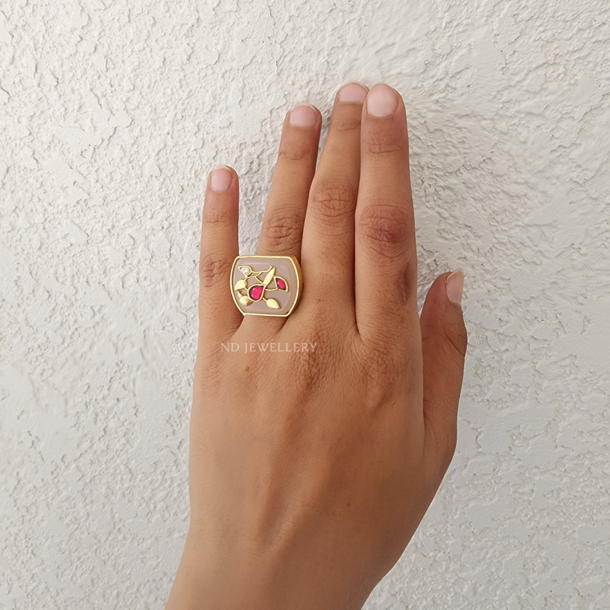 Ratna Ring